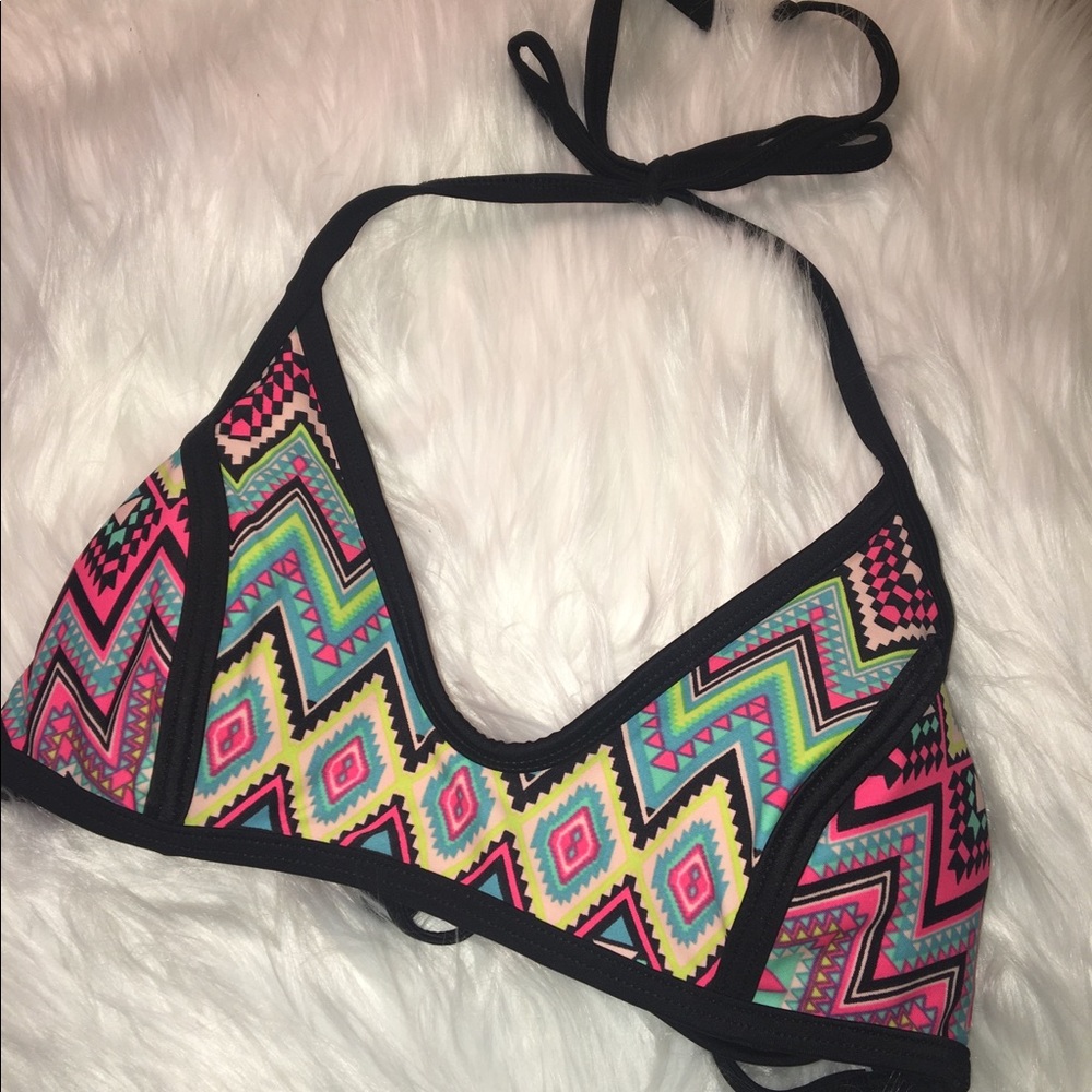 🚫SOLD🚫 Xhilaration Bikini Top Aztec Multicolor
